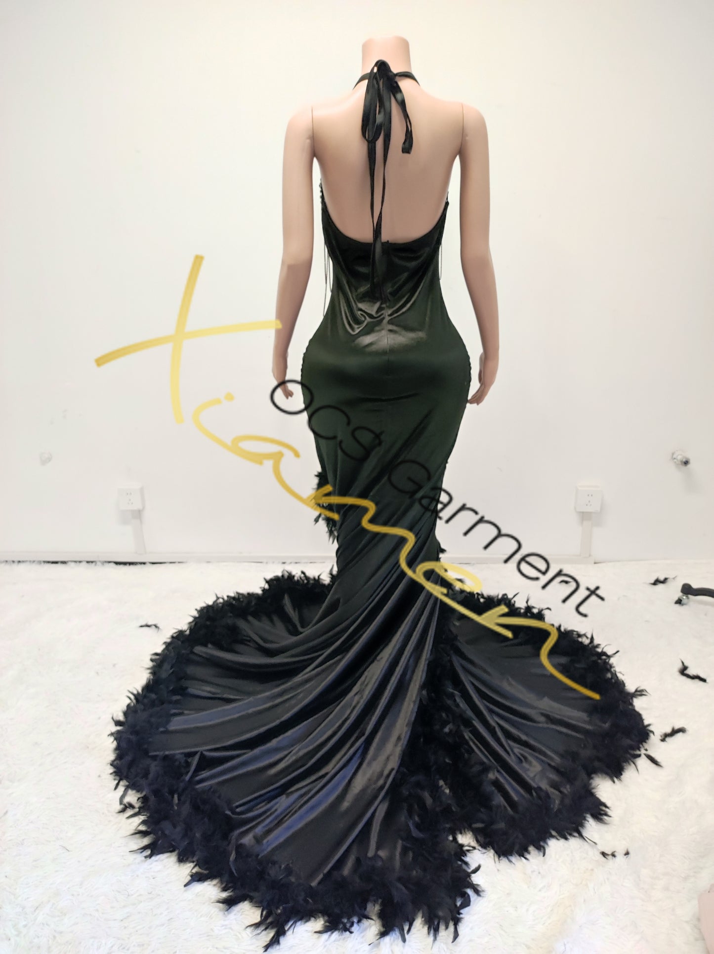 MAGGIE PROM DRESS DESIGN(Black)