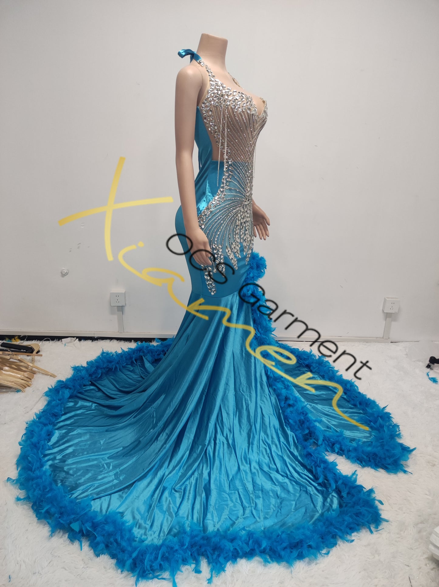 MAGGIE PROM DRESS DESIGN(Blue)